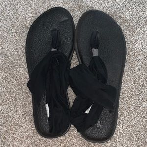 Sanuk sandals